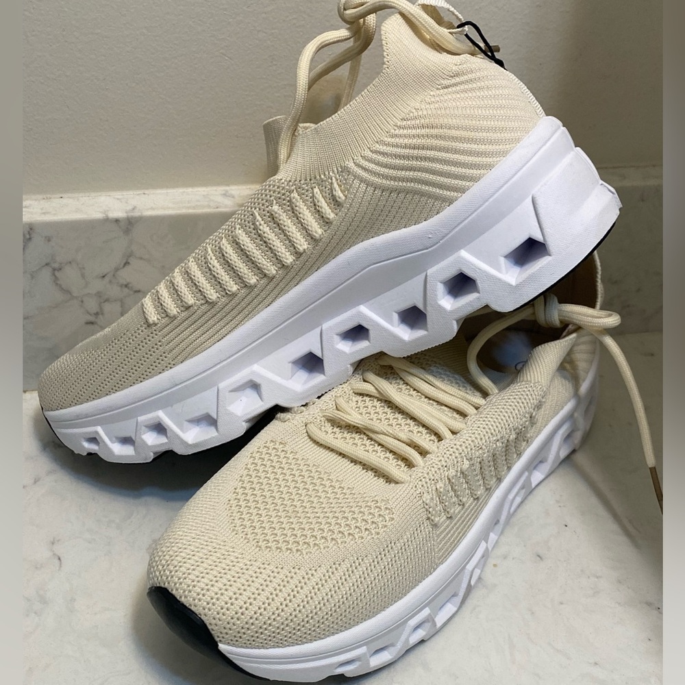 Taxi Women’s Mesh Cloud -01 Sneaker